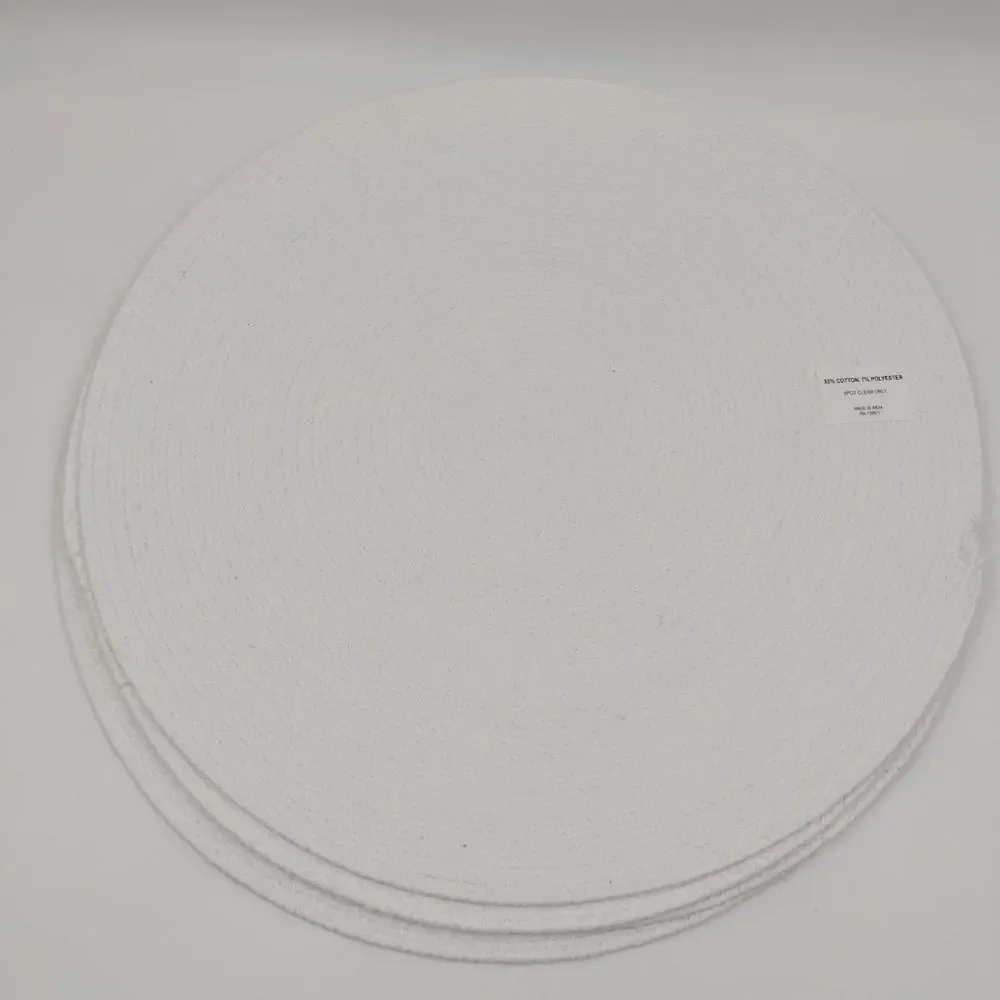 MODERN SOUTHERN HOME Lemon Medallion Placemats Set of 4